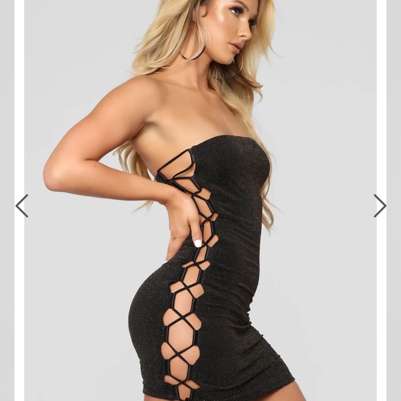 Center Stage Dress - Picture 2 of 3